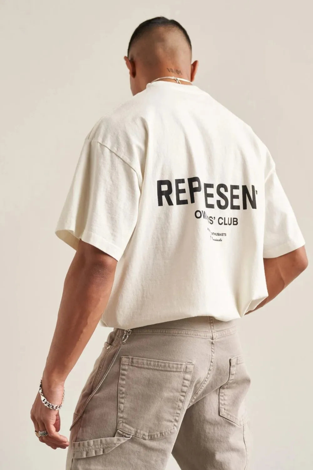 44b0e5ad-9804-43bc-aa14-3266a2a78231-Max