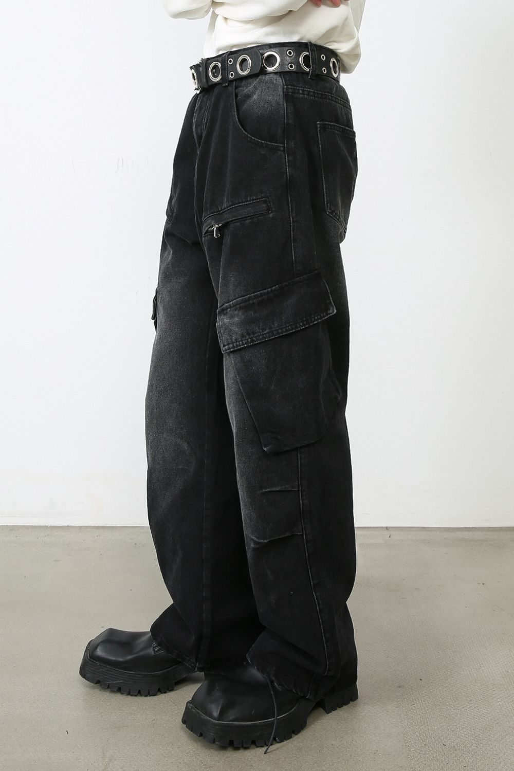 488158cb-789b-489e-8c91-98f0d43b71a5-Max