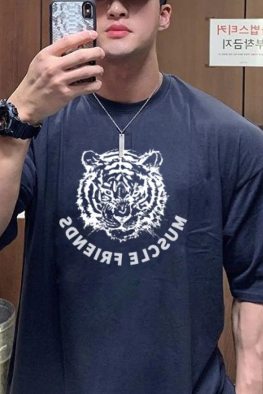 9f3fc5de-7748-4df4-b73b-2e52f6613cc4-Max