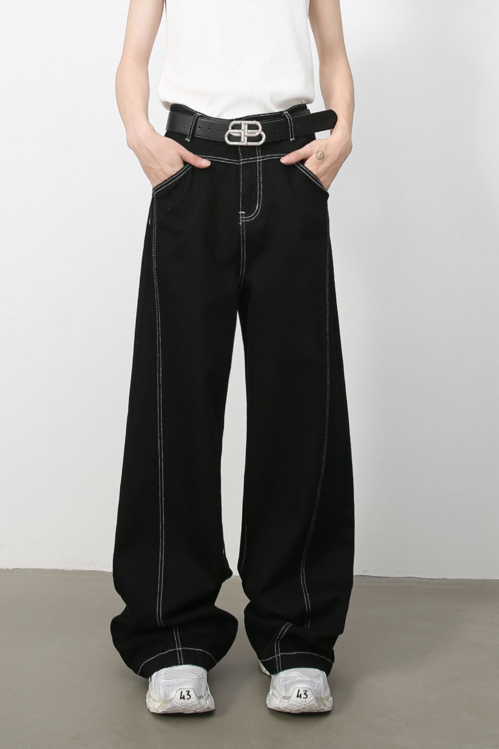 e985d731-0f9b-45ac-910e-9e7a5841d043-Max